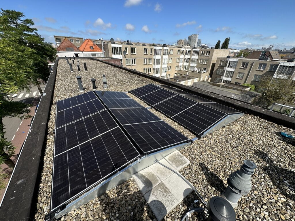 Installatie zonnepanelen